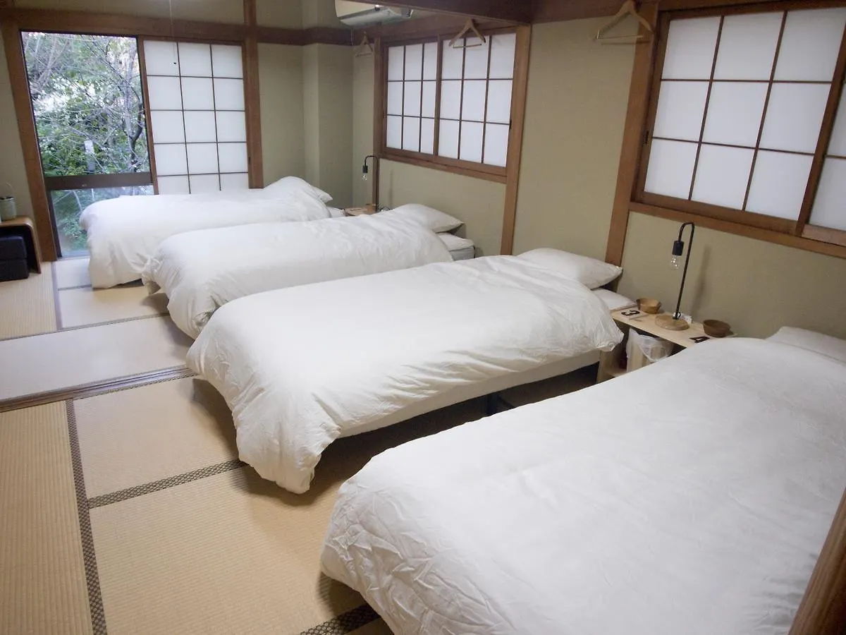 2No Home & Park Kobe Guest house
